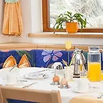 Waldesrand Pensionat