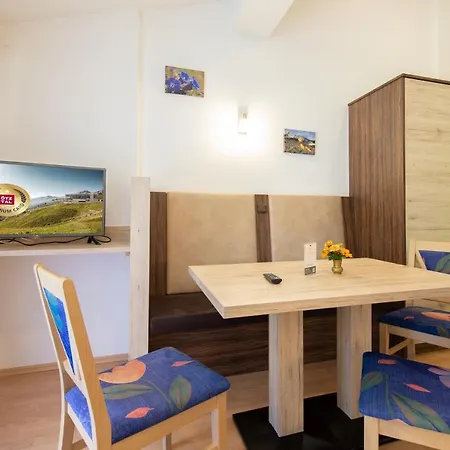 Casa de hóspedes Waldesrand 3*