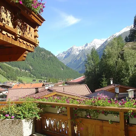 Konukevi Waldesrand Sölden