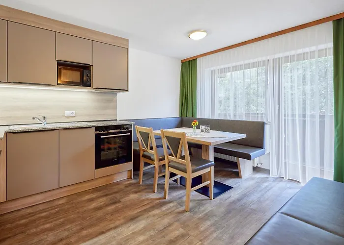 Waldesrand Πανσιόν Ζόλντεν