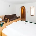 Penzion Waldesrand Sölden